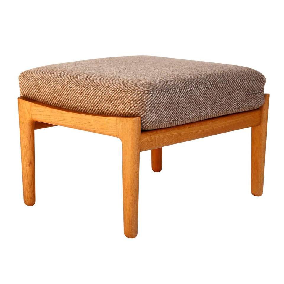 Leather Cushion for Model GE 290 Stool