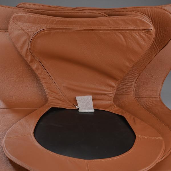 Leather covers for Arne Jacobsen's 3107/3207 chairs  (6) - Deszine Talks