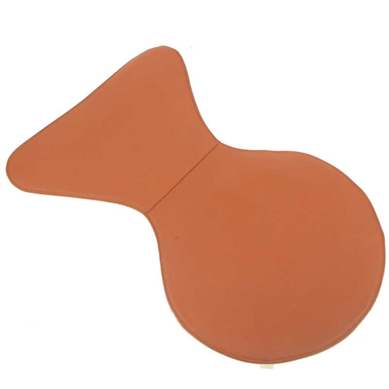 Leather covers for Arne Jacobsen's 3107/3207 chairs  (6) - Deszine Talks